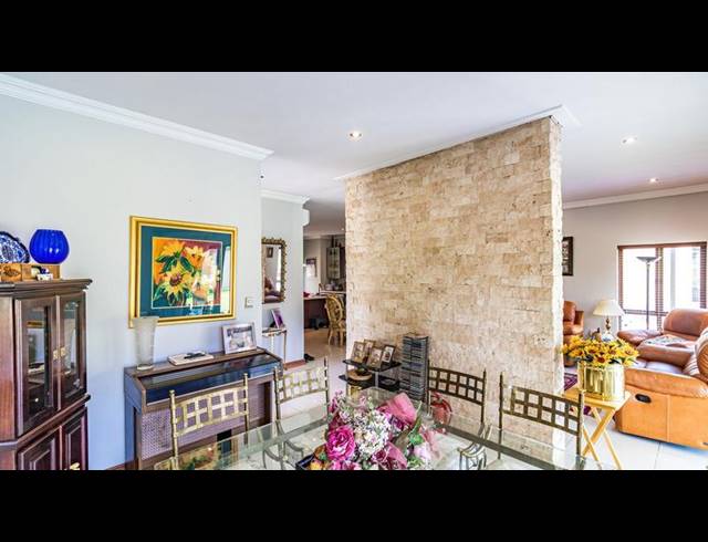 3 BEDROOM HOUSE FOR SALE IN MIDLANDS ESTATE